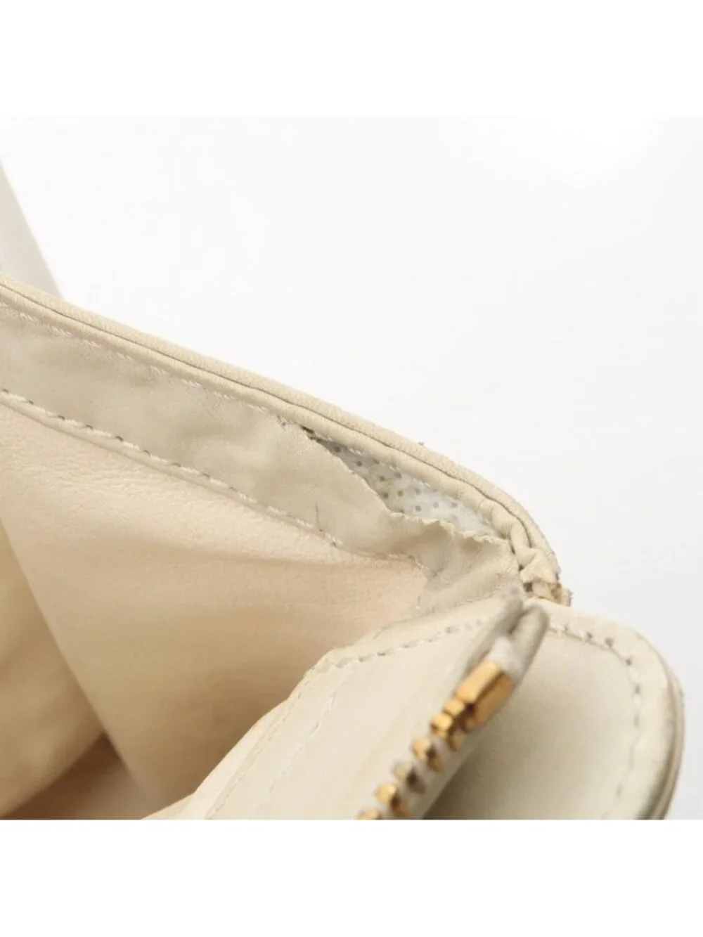 Chanel Tote Quilted White Leather Plastic Chain